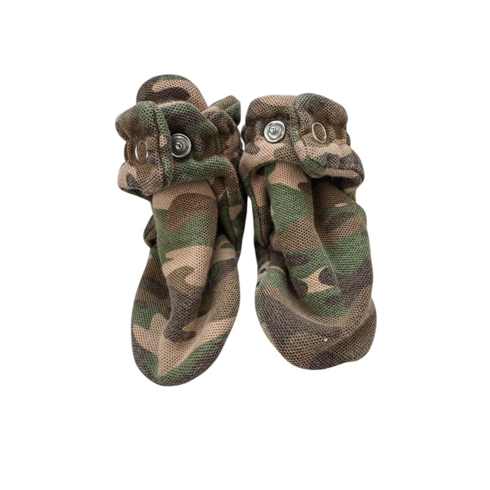 ROBEEZ Camo Print Canvas Snap Booties 6-12 Months Cotton Slippers Pre-walker